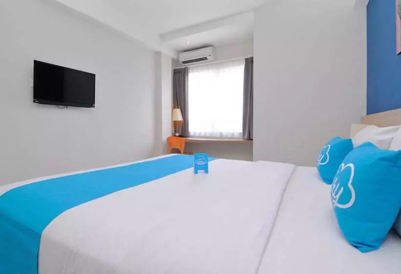 ホテル Airy Denpasar Barat Gunung Salak 78 Bali