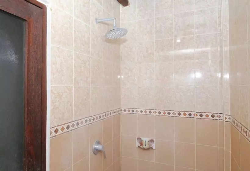 Hotelli Airy Denpasar Selatan Pulau Galang Gang Griya Dadi 18 Bali