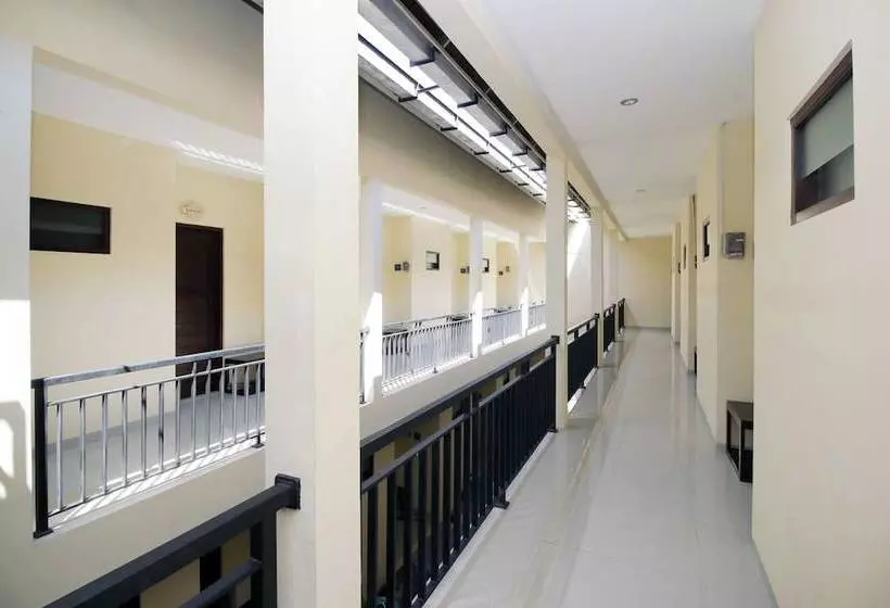 Hotelli Airy Renon Tukad Badung Lima Belas 10 B Bali