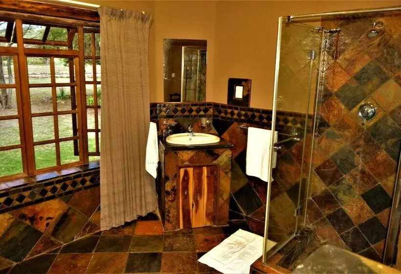 Hotelli Amaka Private Game Reserve And Safaris