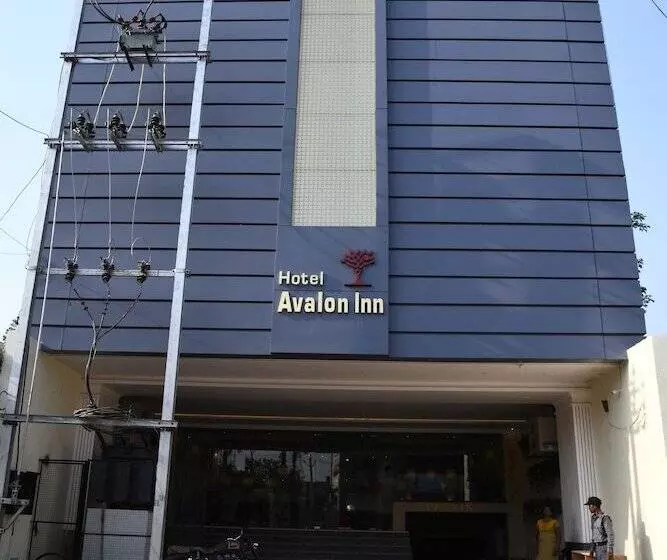 Hotel Avalon Inn