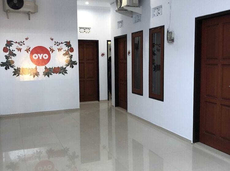 בית מלון כפרי Bali Radiance Canggu By Oyo Rooms