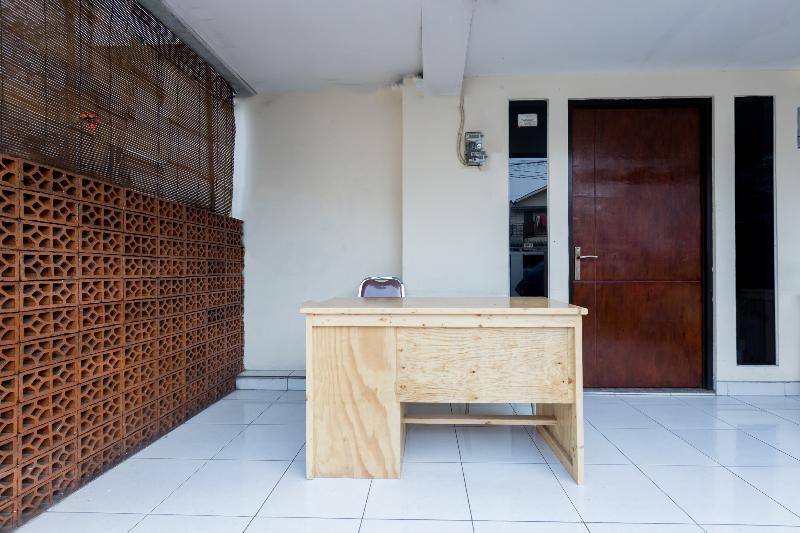 Hotel Cemara Gading By Oyo Rooms