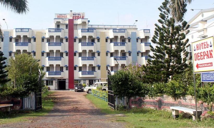 Hotel Deepak