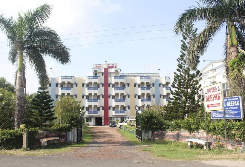 Hotel Deepak