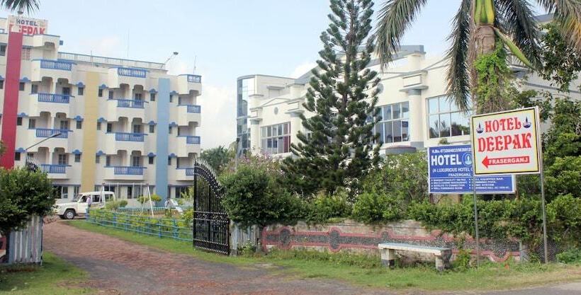 Hotel Deepak