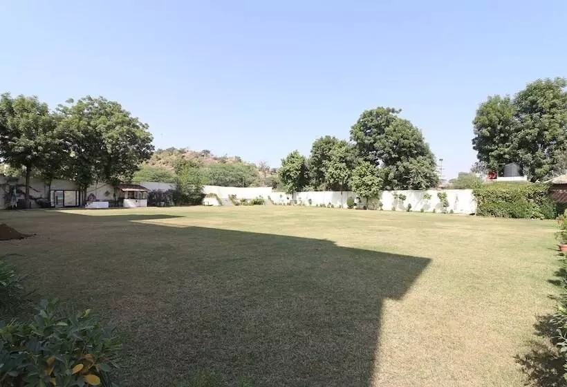 Hotelli Maha Nandini Resort By Oyo Rooms