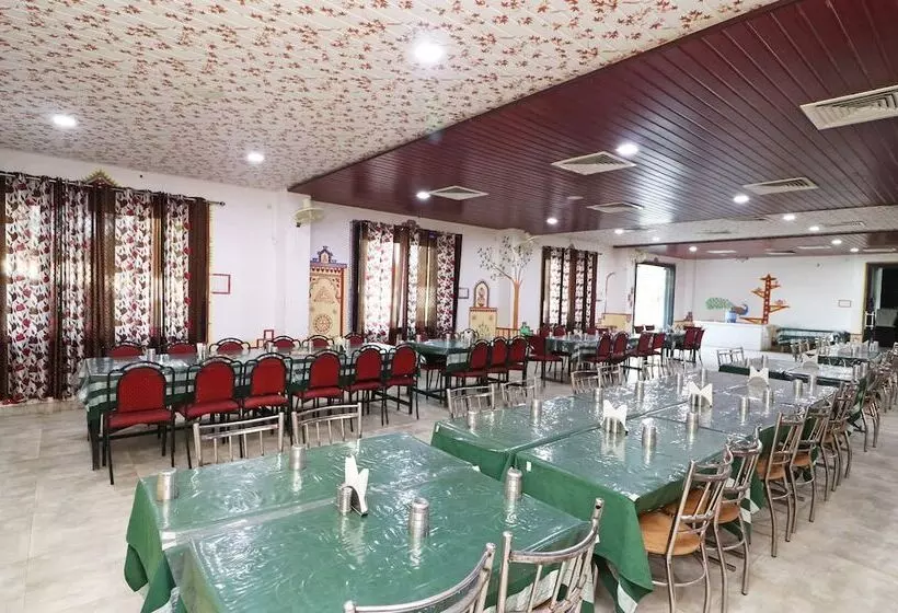 Hotelli Maha Nandini Resort By Oyo Rooms