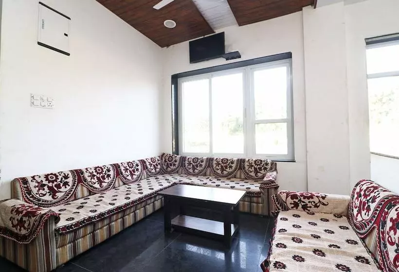 Hotelli Maha Nandini Resort By Oyo Rooms