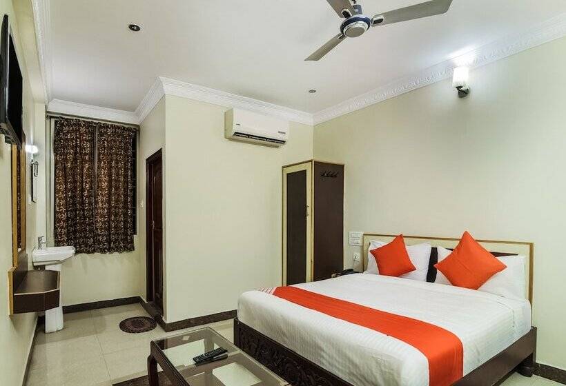 Отель Mmr Tower By Oyo Rooms