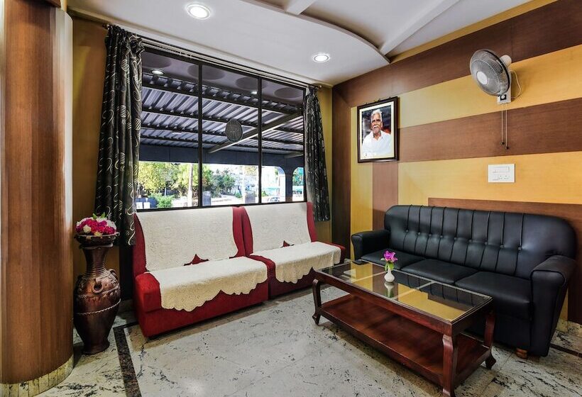 Отель Mmr Tower By Oyo Rooms