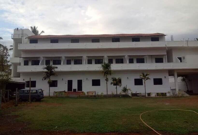 Hotel Nandini