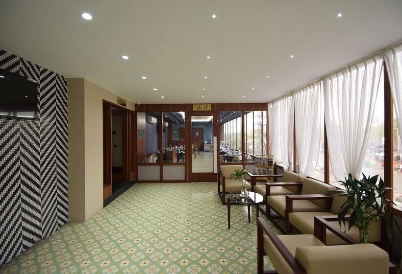 호텔 Rama Residency