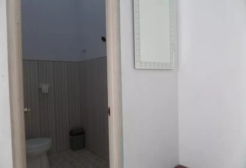 هتل Savana Guesthouse