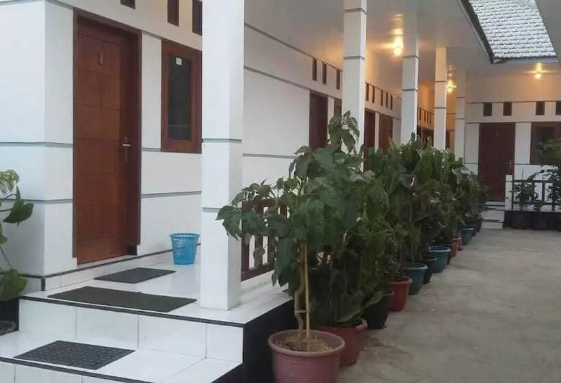 هتل Savana Guesthouse