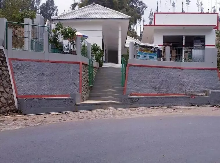 هتل Savana Guesthouse