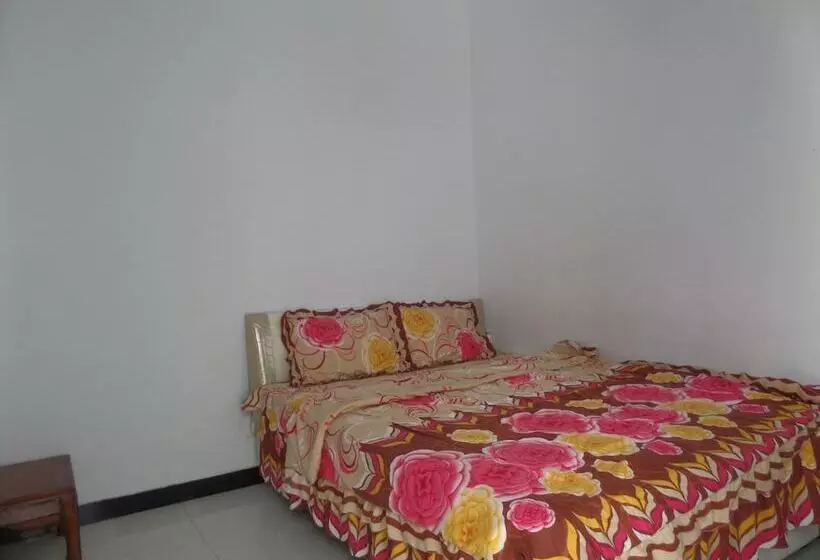 هتل Savana Guesthouse