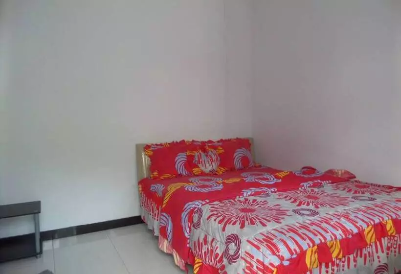 هتل Savana Guesthouse