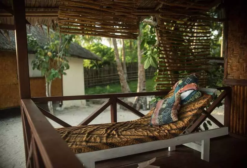 Hotelli Simeulue Surflodges