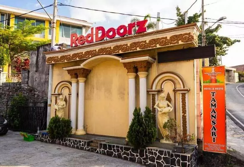 ペンション Reddoorz Near Jimbaran Market Bandungan