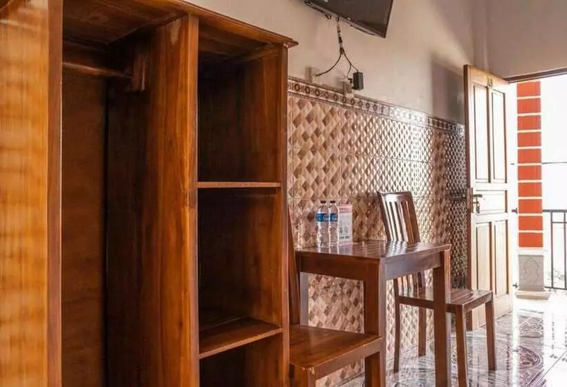ペンション Reddoorz Near Jimbaran Market Bandungan