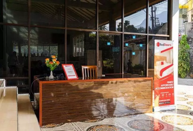 ペンション Reddoorz Near Jimbaran Market Bandungan