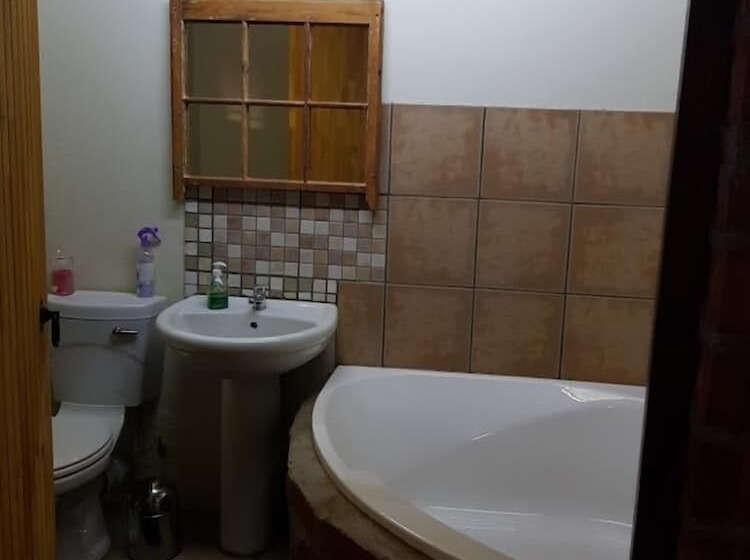 بنسيون The Hay Barn