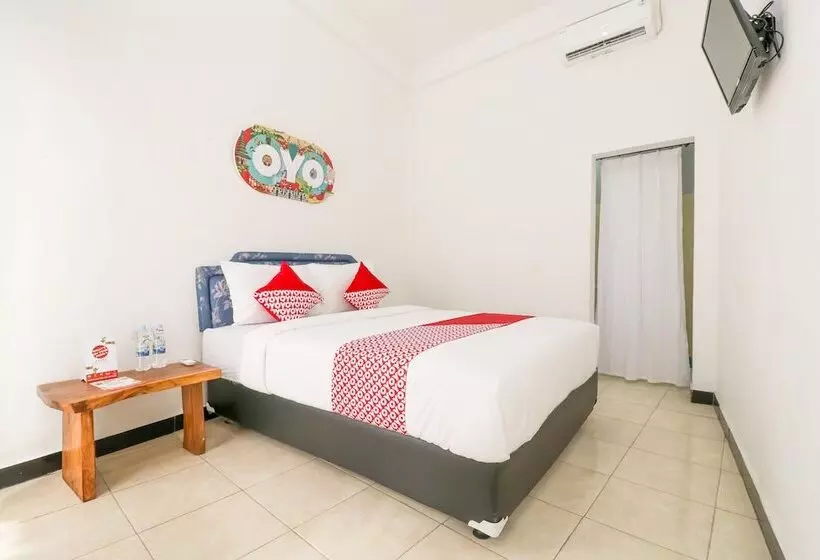 ユースホステル Yandra Guest House By Oyo Rooms