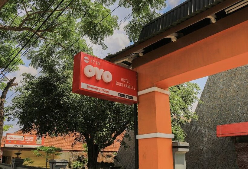 בית מלון כפרי Budi Famili 2 By Oyo Rooms