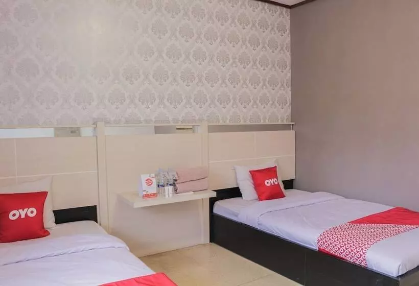 Hotelli Budi Famili 2 By Oyo Rooms