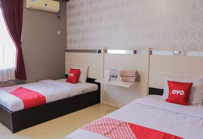 Hotelli Budi Famili 2 By Oyo Rooms
