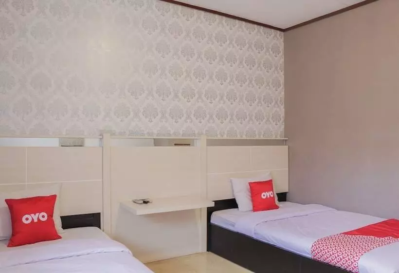 Hotelli Budi Famili 2 By Oyo Rooms