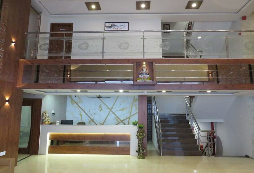 Отель Dariyalal