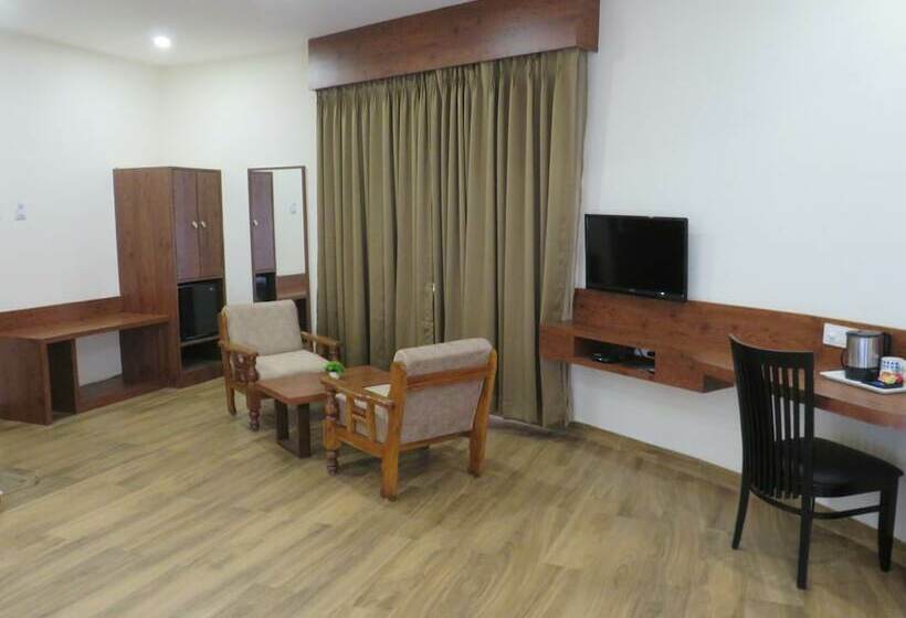 Отель Dariyalal