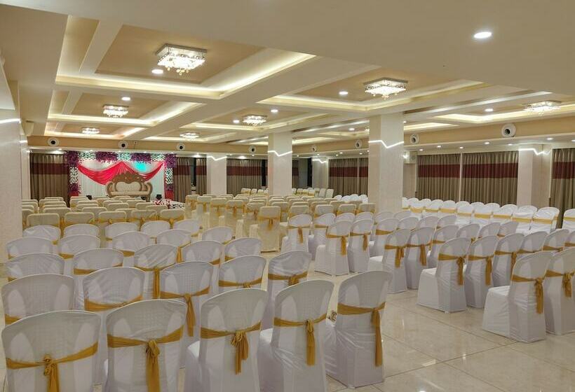 Отель Dariyalal