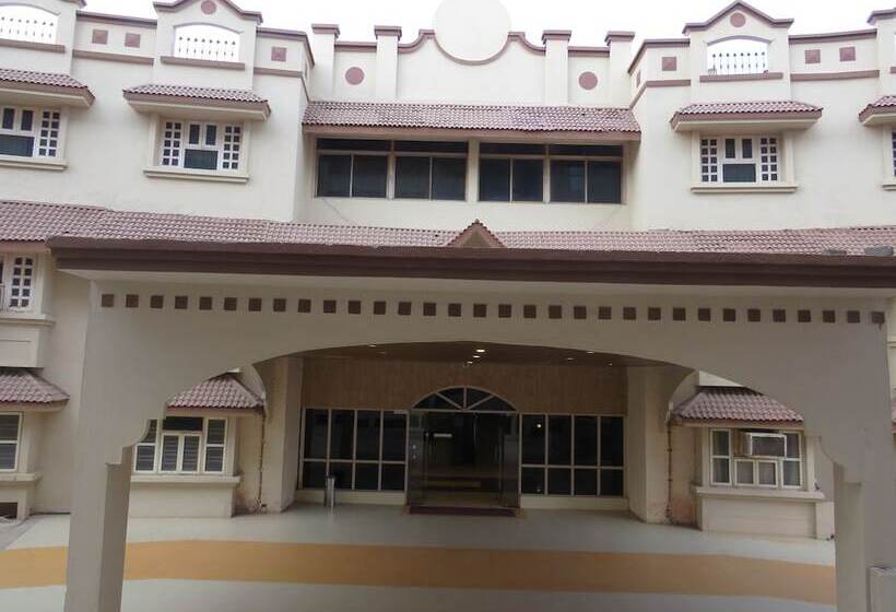 Отель Dariyalal