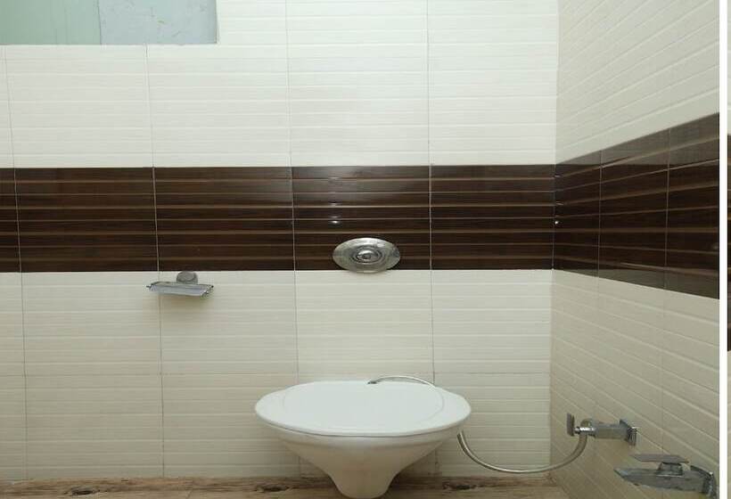 Отель Deep Palace