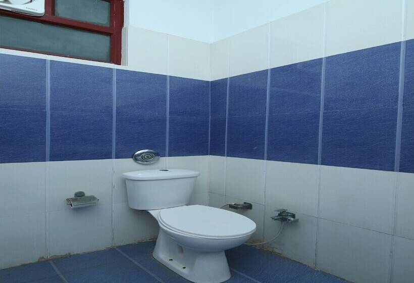 Отель Deep Palace