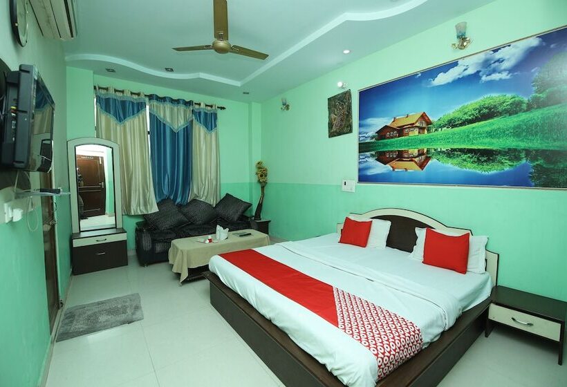 Отель Deep Palace