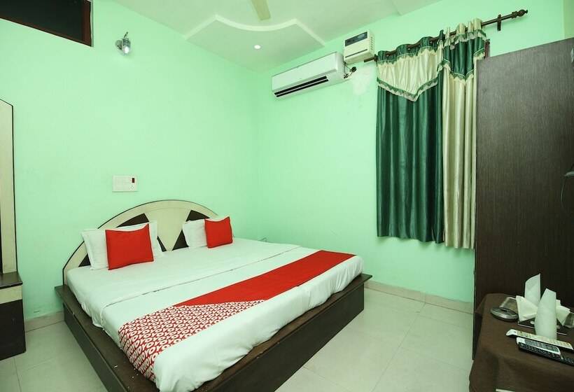 Отель Deep Palace