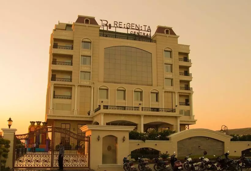 Hotelli Regenta Central Indore