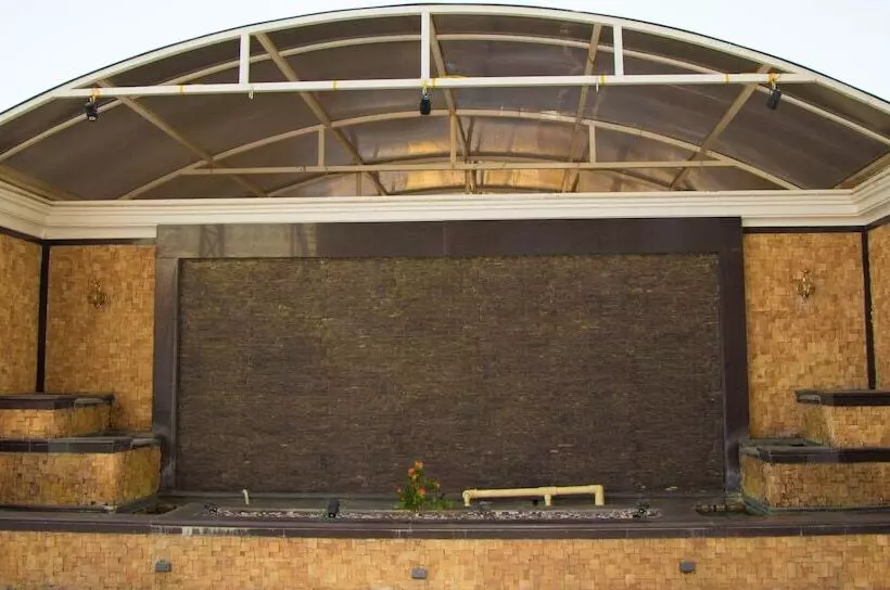 Hotelli Regenta Central Indore