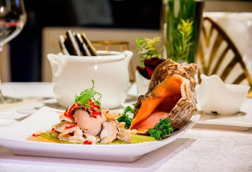 Отель White Waltz