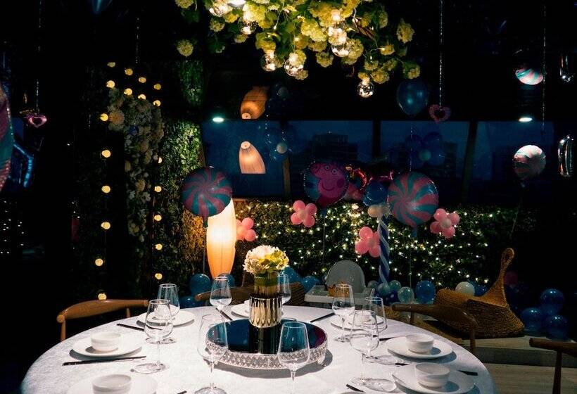 Отель White Waltz