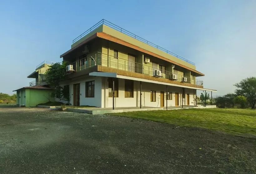 ペンション Sahyadri Farm 8 Wooden Cottages By Oyo Rooms