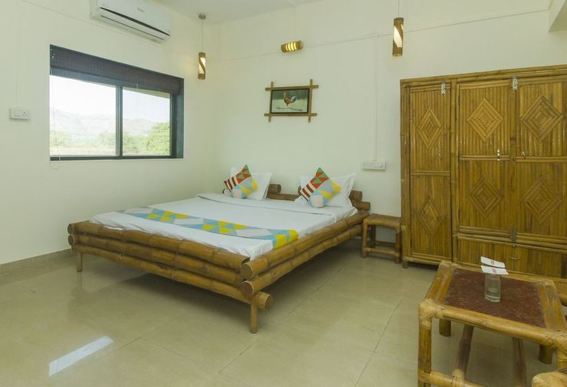 ペンション Sahyadri Farm 8 Wooden Cottages By Oyo Rooms