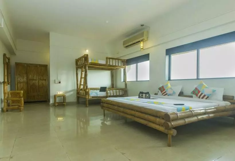 ペンション Sahyadri Farm 8 Wooden Cottages By Oyo Rooms