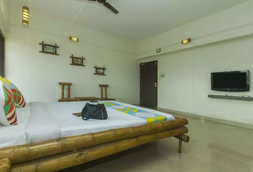 ペンション Sahyadri Farm 8 Wooden Cottages By Oyo Rooms