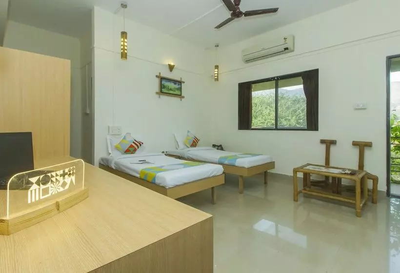 ペンション Sahyadri Farm 8 Wooden Cottages By Oyo Rooms