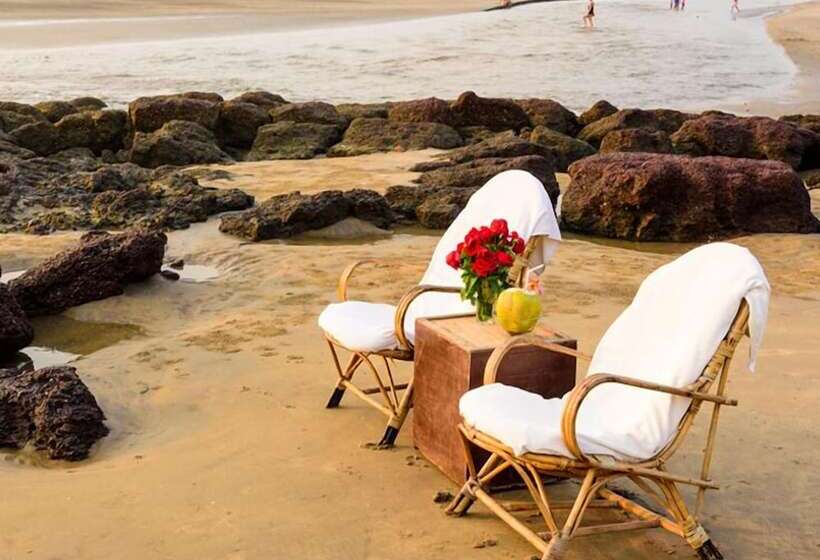 Royal Aarya Beach Resort